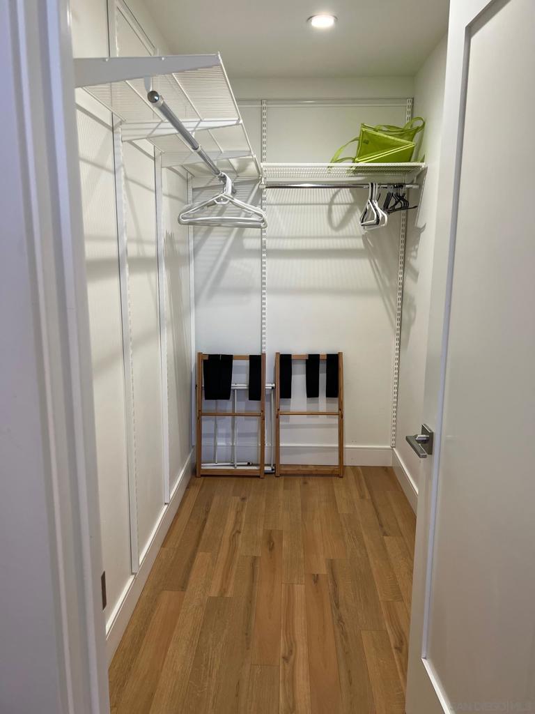 La Jolla - Residential Income