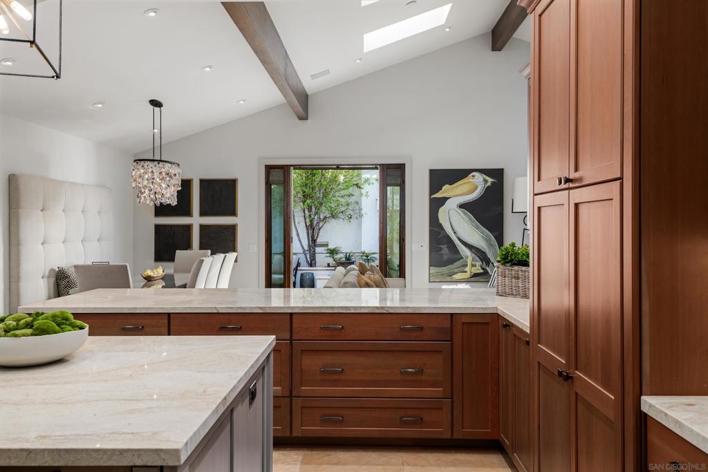 La Jolla - Residential Income