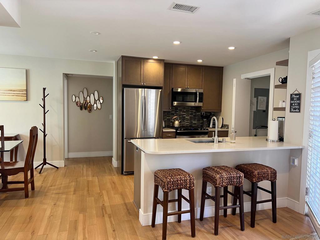 La Jolla - Residential Income