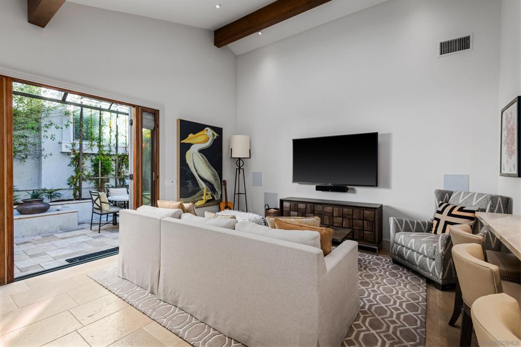 La Jolla - Residential Income