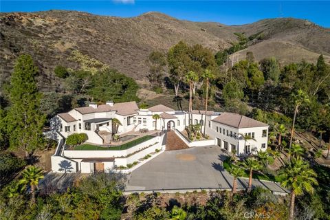 Tiny photo for 1854 Sydney Street, San Luis Obispo, CA 93401 (MLS # OC25217429)