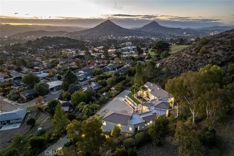 Tiny photo for 1854 Sydney Street, San Luis Obispo, CA 93401 (MLS # OC25217429)