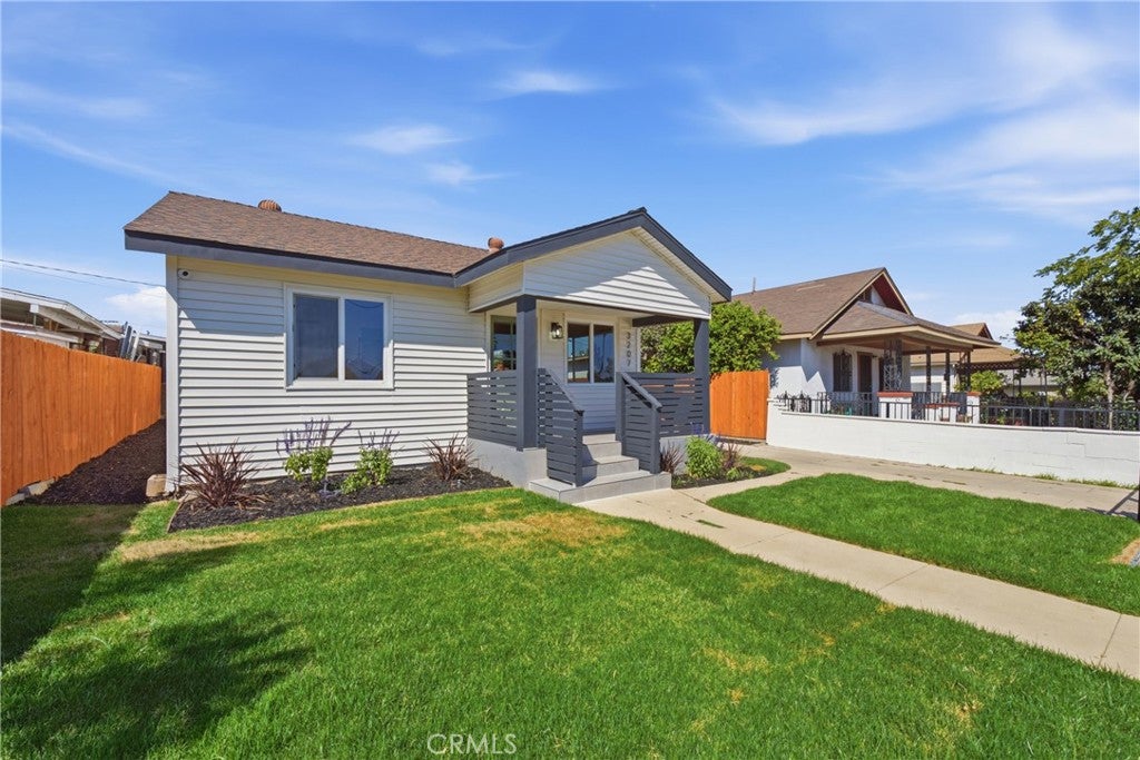 3207 Garnet ST, Los Angeles CA 90023