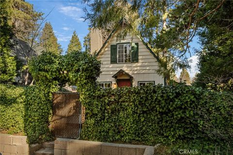 Photo of 26370 Alpine Ln, Twin Peaks, CA 92391 (MLS # IG26025748)