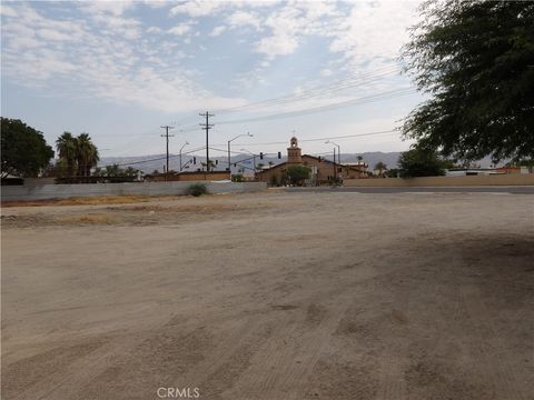 Photo of 53079 Cesar Chavez Street, Coachella, CA 92236 (MLS # SW25199936) Photo of 53079 Cesar Chavez Street, Coachella, CA 92236 (MLS # SW25199936)