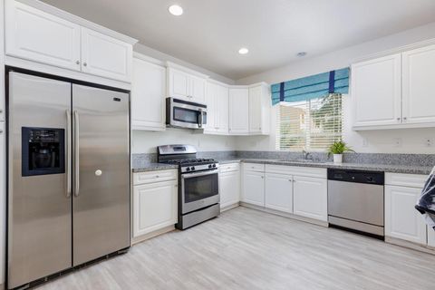 Photo of 444 Via De La Paz, Palm Desert, CA 92211 (MLS # 219139460DA)