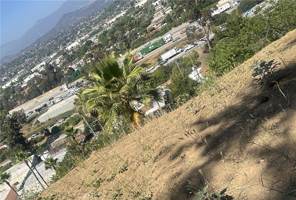 Rare opportunity to own a 2,038 square foot vacant lot in the heart of Los Angeles, located in the highly desirable Silver Lake / Echo Park area. This property offers a unique chance to build your dream home or investment project in one of LA’s most vibrant and creative neighborhoods. Nestled on a quiet residential street, the lot provides convenient access to popular dining, shopping, and entertainment, with close proximity to major freeways and DTLA. A perfect canvas for those looking to create something special in a sought-after urban setting.