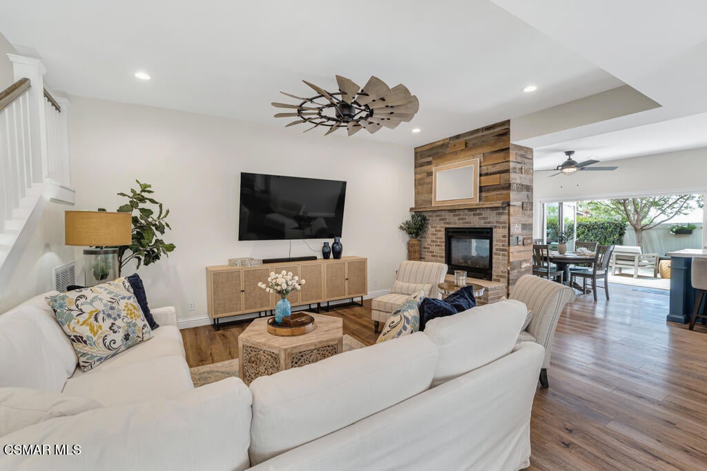 3175 Sunburst Place