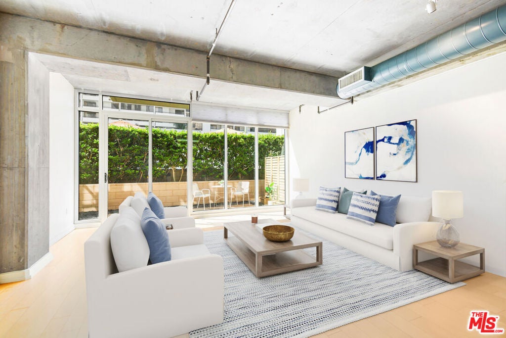 645 W 9th Street