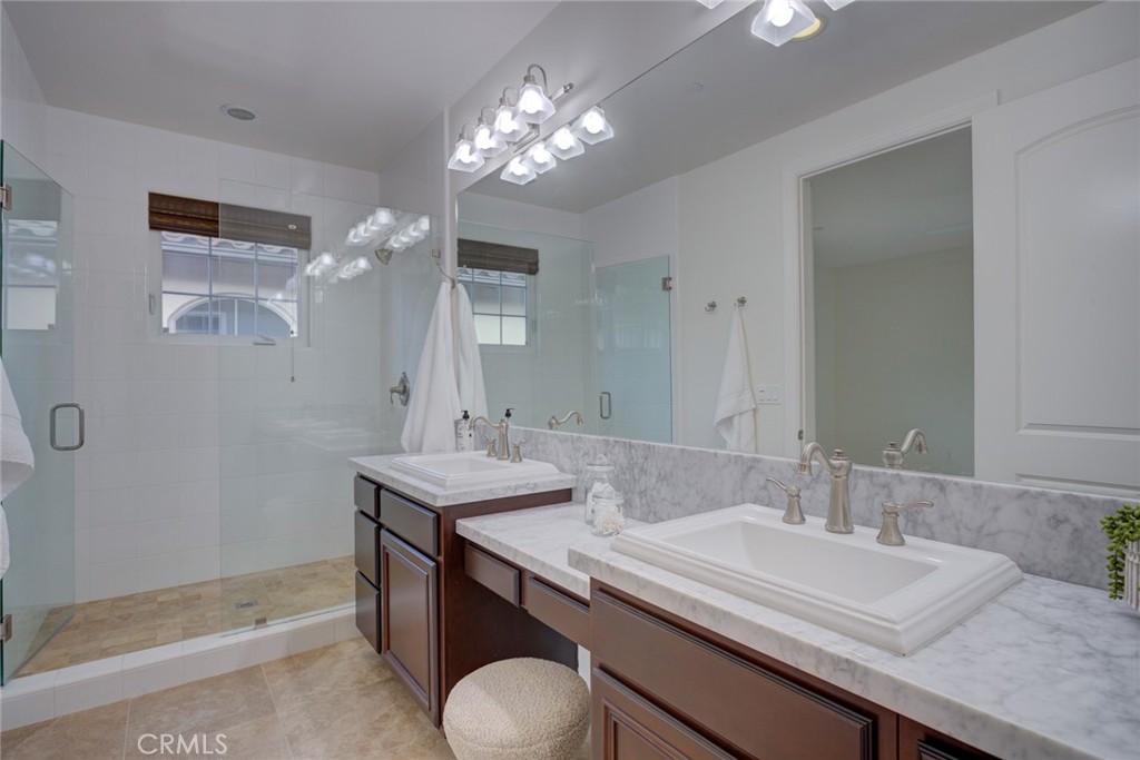 Trilogy(600) - Residential