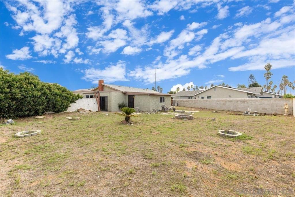 Photo of 7414 Ashford Place Pl, San Diego, CA 92111 (MLS # 250042302SD)