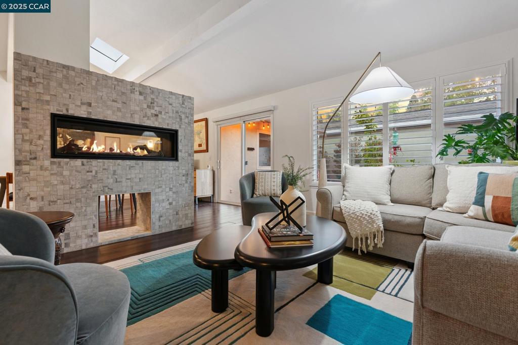 DIABLO WEST - Residential