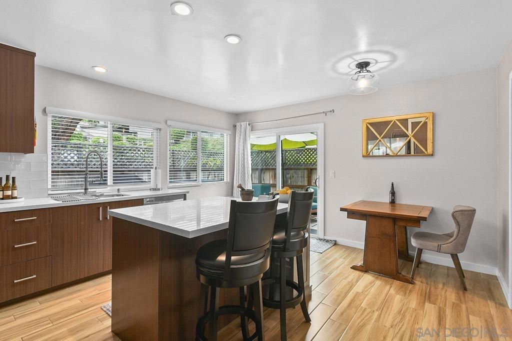 listing image 130728832732574920382