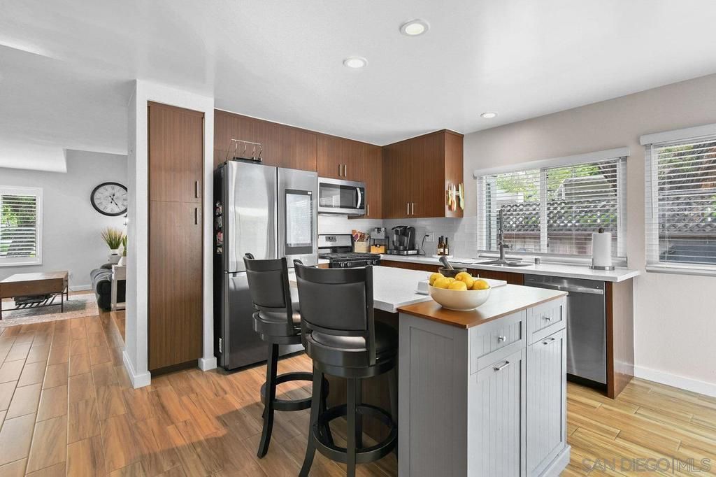 listing image 130723029151480979917