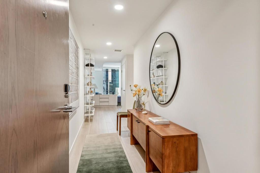 Photo of 188 W Saint James Street #10515, San Jose, CA 95110 (MLS # ML82050510)