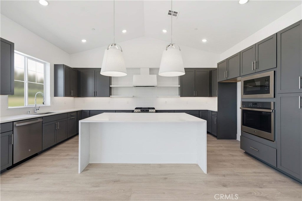 17714 Doheny Court