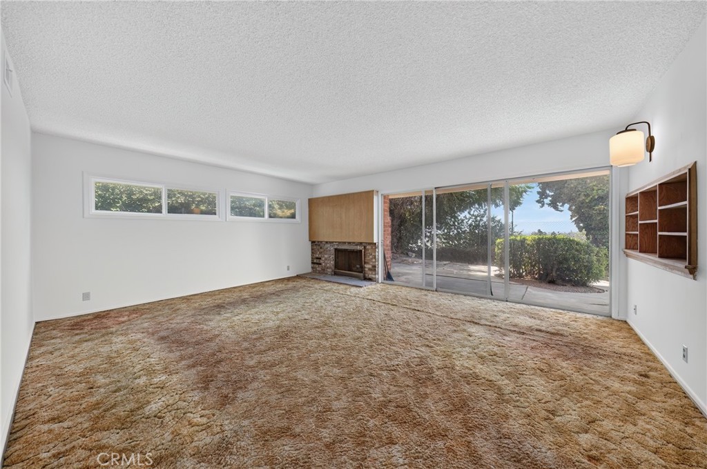 2090 Brightwood