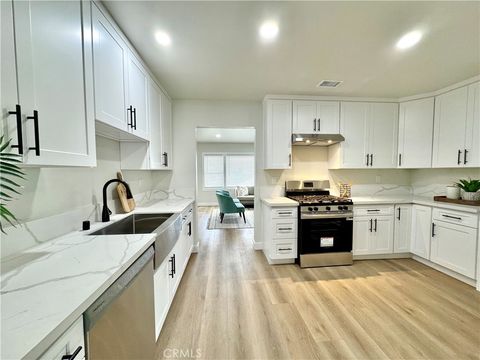 Photo of 905 Patrick Ave, Pomona, CA 91767 (MLS # OC25278500)