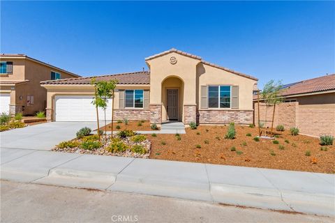 Photo of 9048 Carson Avenue, Hesperia, CA 92344 (MLS # SR25273362)