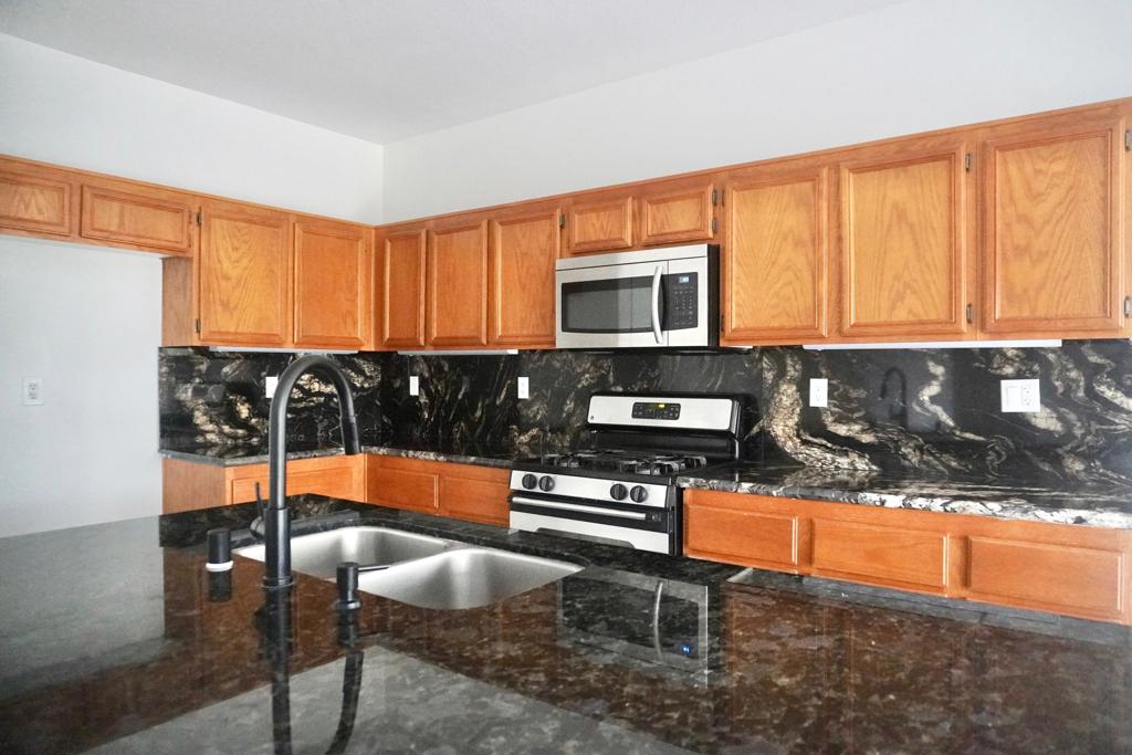 Shadow Hills - Residential Lease