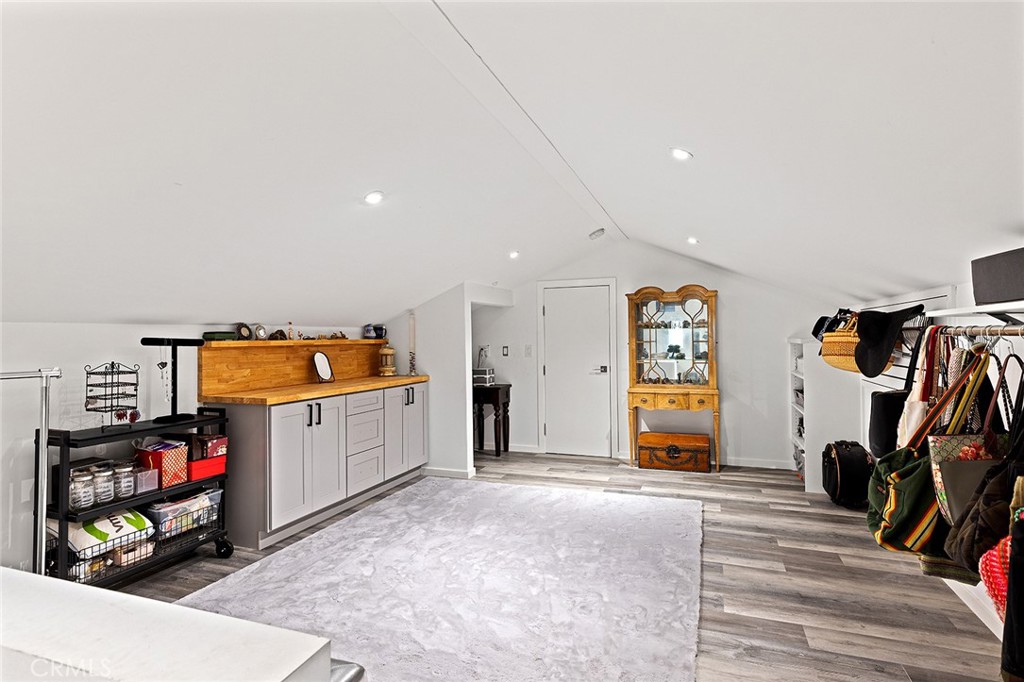 Nellie Gail (NG) - Residential