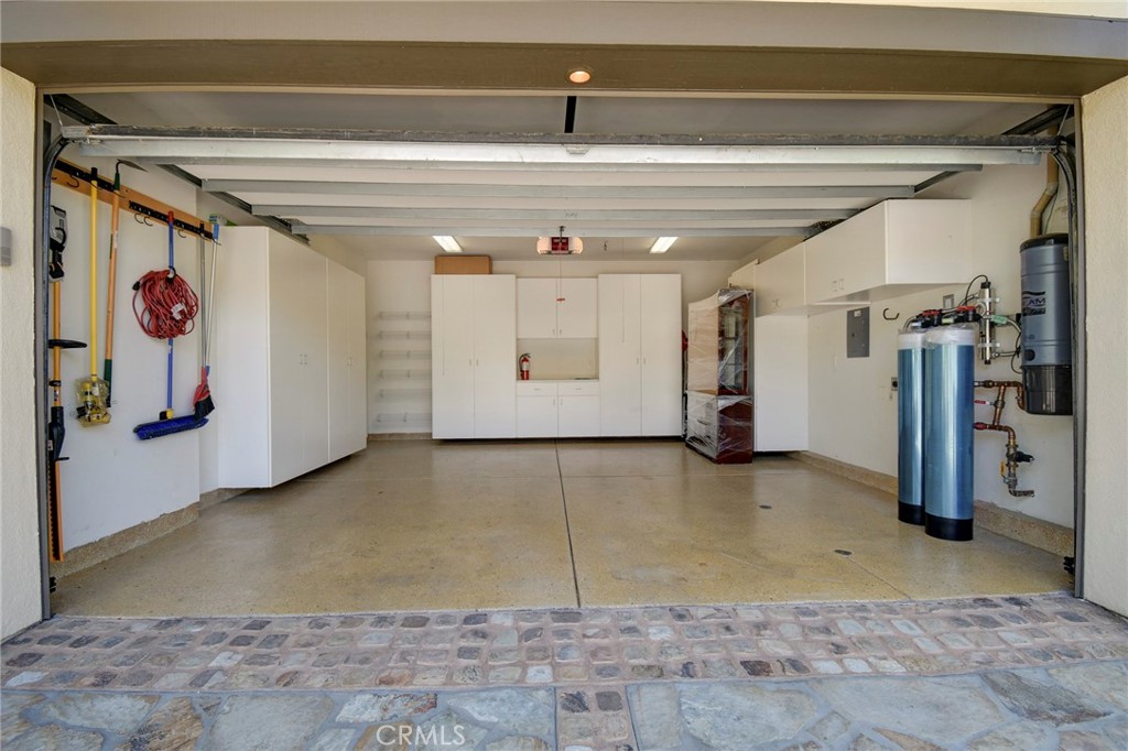 Mille Fleurs (WDMF) - Residential Lease