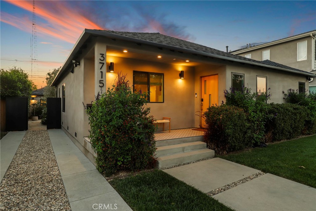 3715 Hillcrest Drive