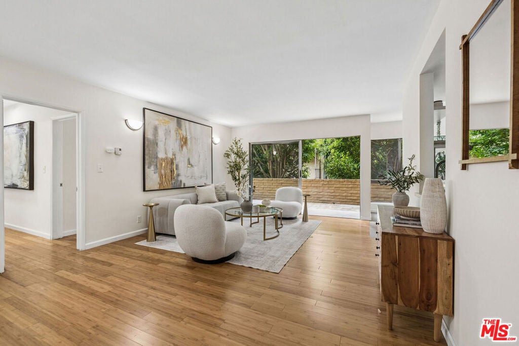 Photo of 5600 Kensington Way #105, Culver City, CA 90230 (MLS # 26902791)
