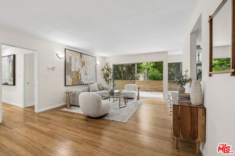 Photo of 5600 Kensington Way #105, Culver City, CA 90230 (MLS # 26902791)