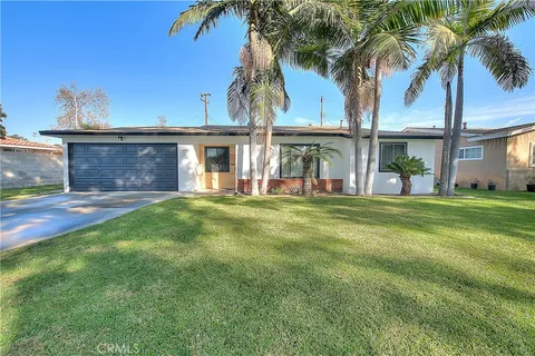 1209 S King St, Santa Ana, CA 92704 - MLS#: DW26016764