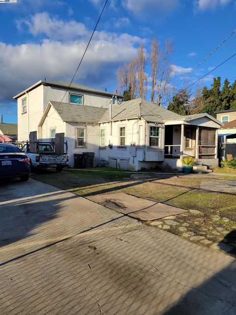 Photo of 1233 87TH AVE Ave, Oakland, CA 94621 (MLS # 41103496)
