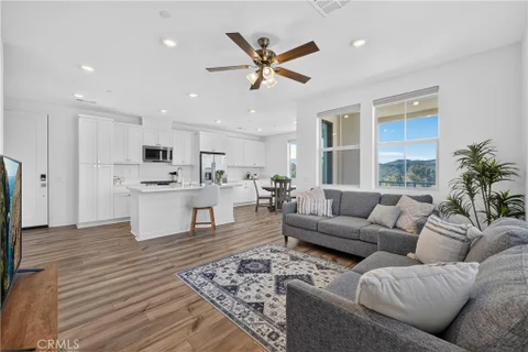 MLS: OC26219375