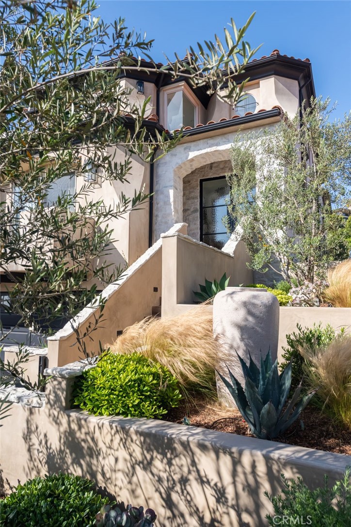 507 Sapphire Street
