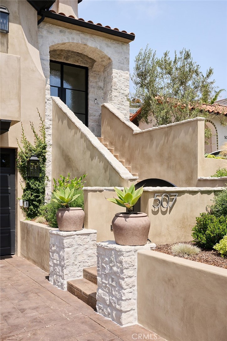 507 Sapphire Street