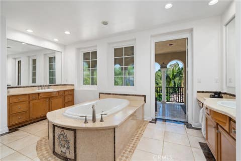 Tiny photo for 5492 Calarosa Ranch Rd, Camarillo, CA 93012 (MLS # SR26071382)