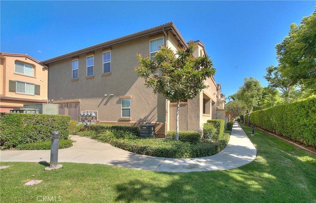 17871 Shady View 505