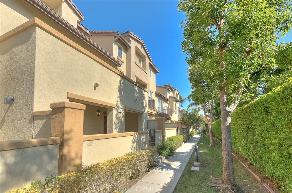 17871 Shady View 505
