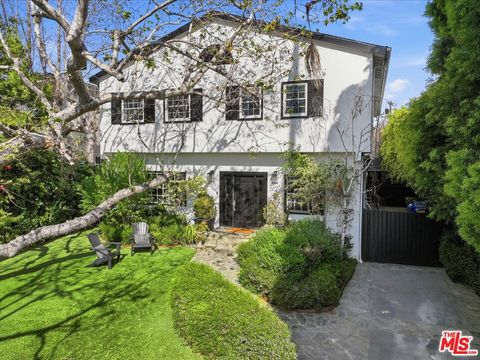 154 S Anita Avenue Los Angeles CA 90049