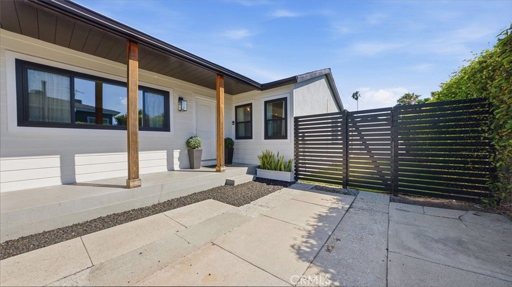 Photo of 5130 W 131st Street, Hawthorne, CA 90250 (MLS # SB26075267)