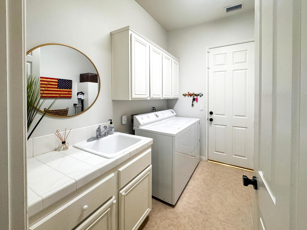 La Terraza Vintage Estates - Residential