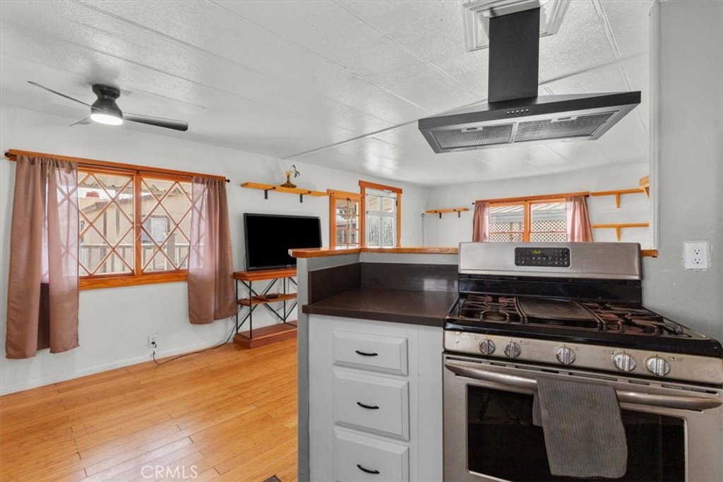 9080 9080 Bloomfield Avenue 257