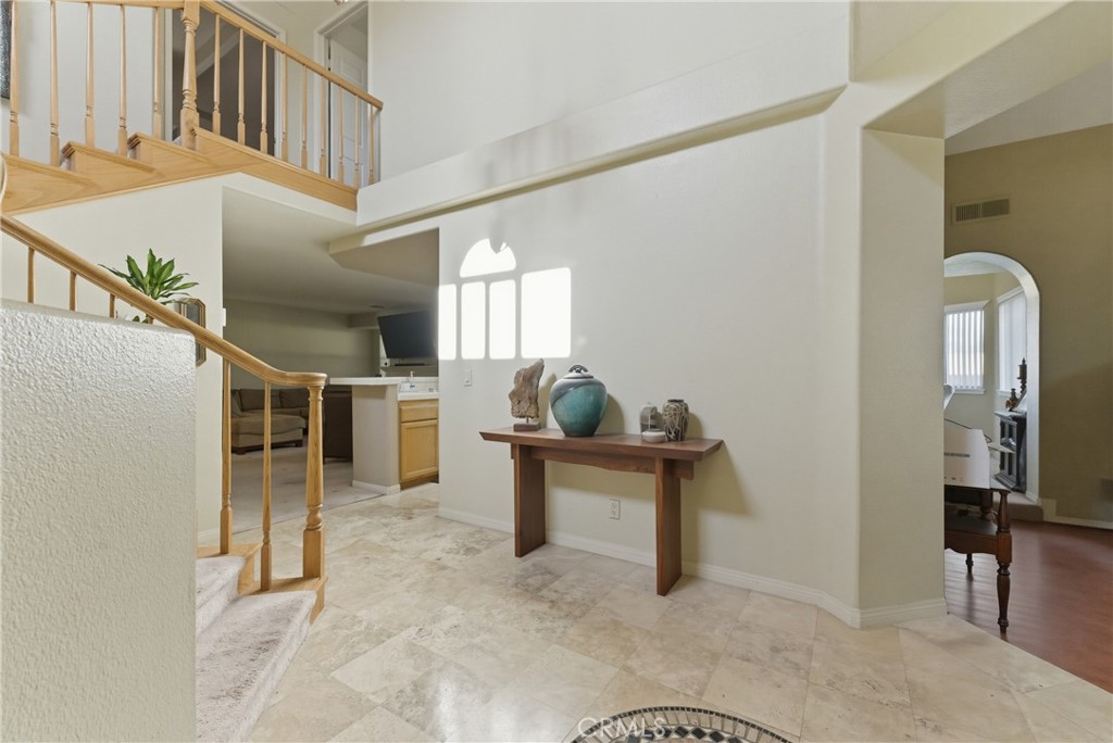 1433 S Jasmine