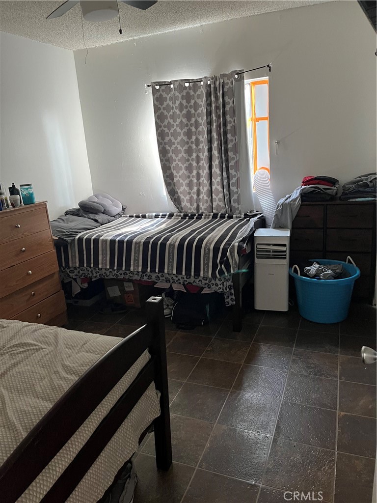 201 W Raymond Street