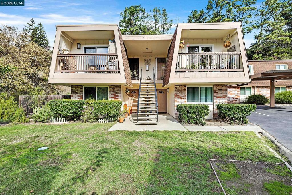 146 Ascot Ct 2