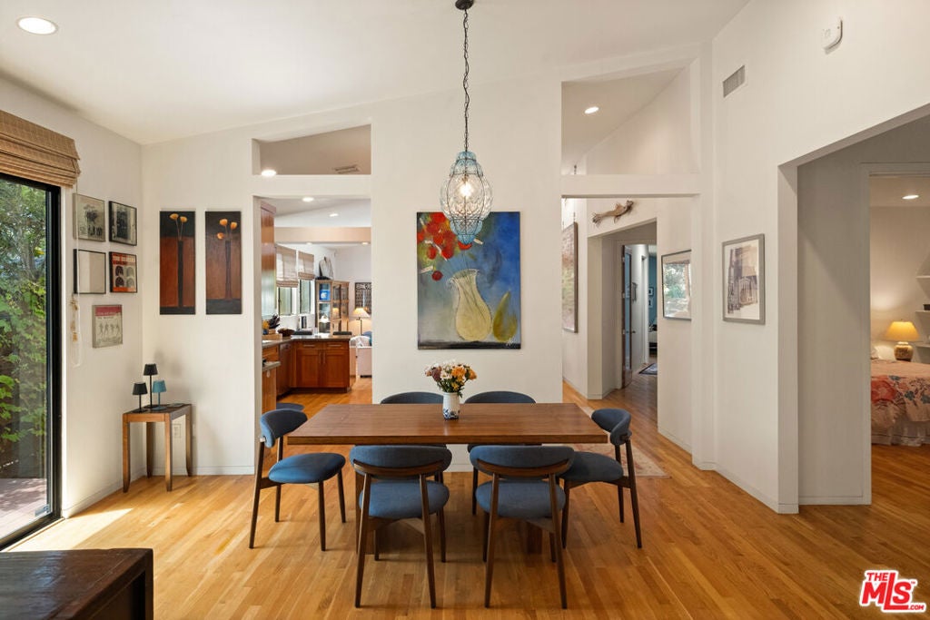 2005 Walnut Avenue
