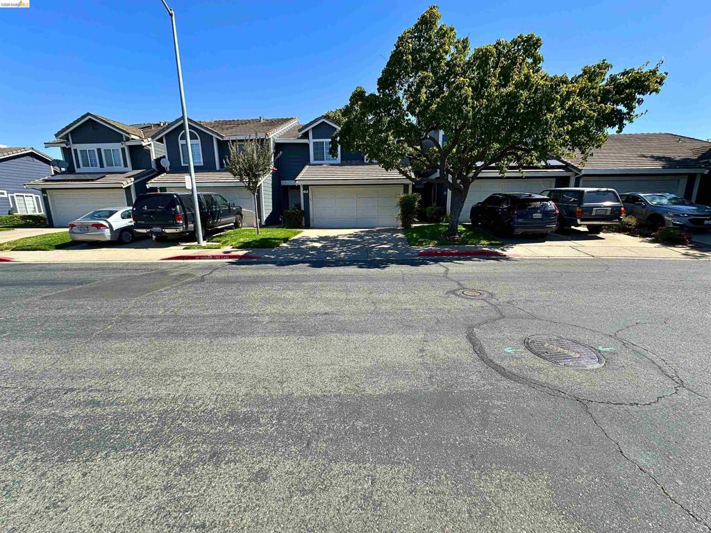 148 Heron Dr