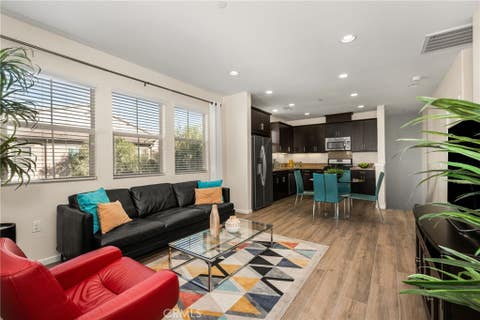 Photo of 1414 El Paseo, Lake Forest, CA 92610 (MLS # OC26166796)