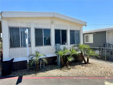 MLS: CV26092205