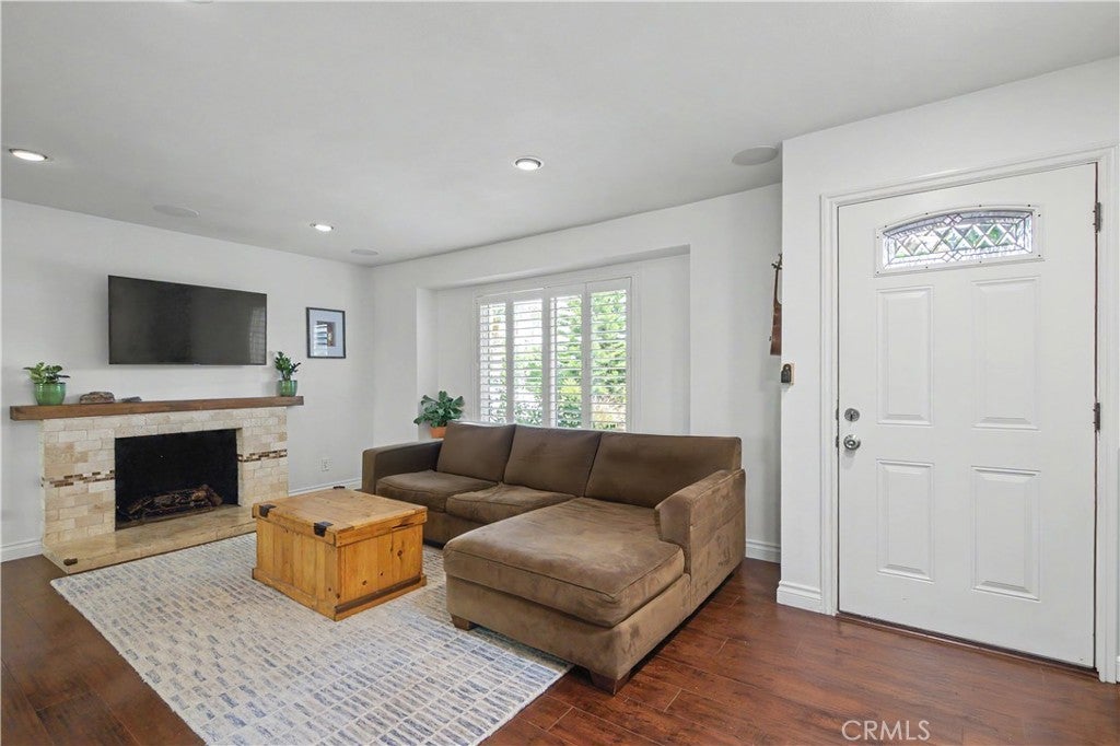 7329 Sausalito
