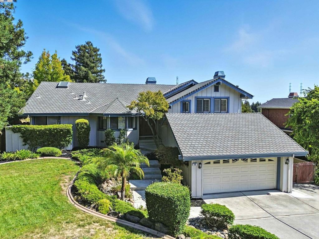 ANTELOPE HILLS - Residential